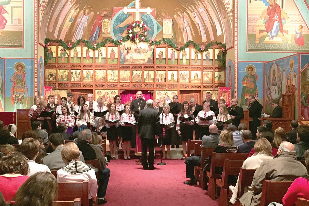 Співає Український катедральний хор, яким дириґує Маркіян Комічак.