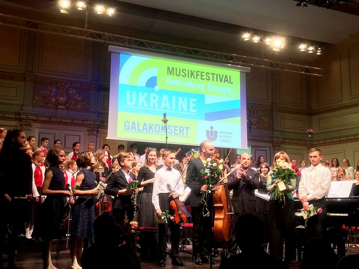 Фінал ґала-концерту музичного фестивалю „Переосмислюючи Европу: Україна“.